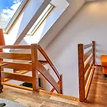 Lola Apartment