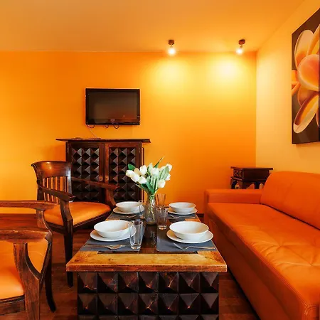 Lola Apartment