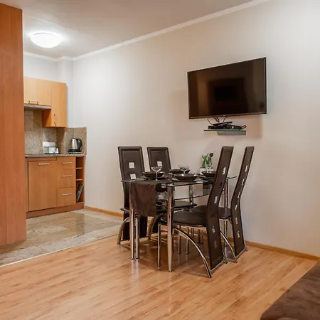 Lola Apartment